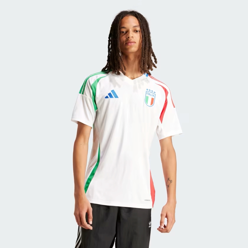 Italy_24_Away_Jersey_White_IN0656_21_model.jpg