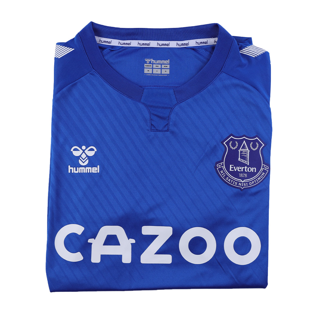 everton kit pink