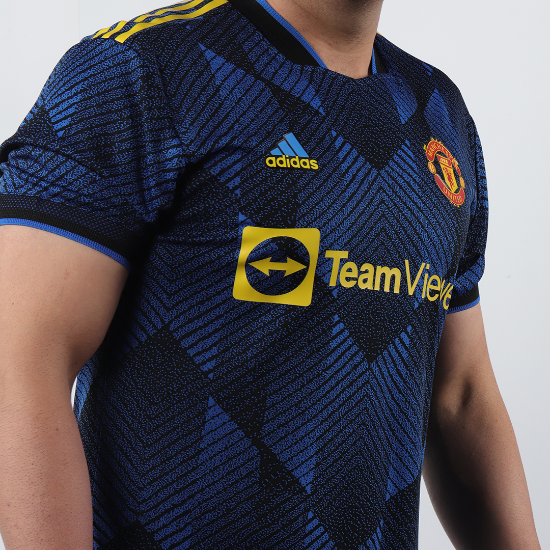 Adidas Manchester United Cup Away Shirt 2022-23 - Long Sleeve with Maguire 5 Printing